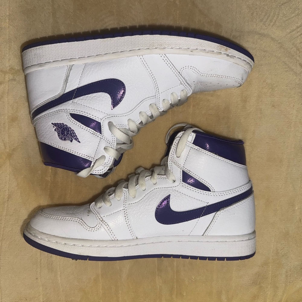 Women’s Retro High AJ 1 Court Purple 2021